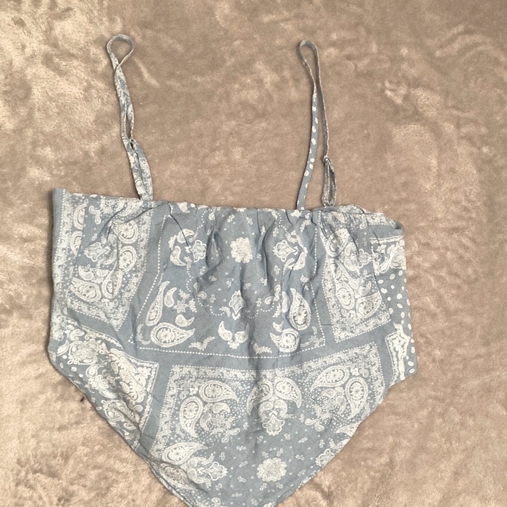 (XS) Baby blue Bandana top